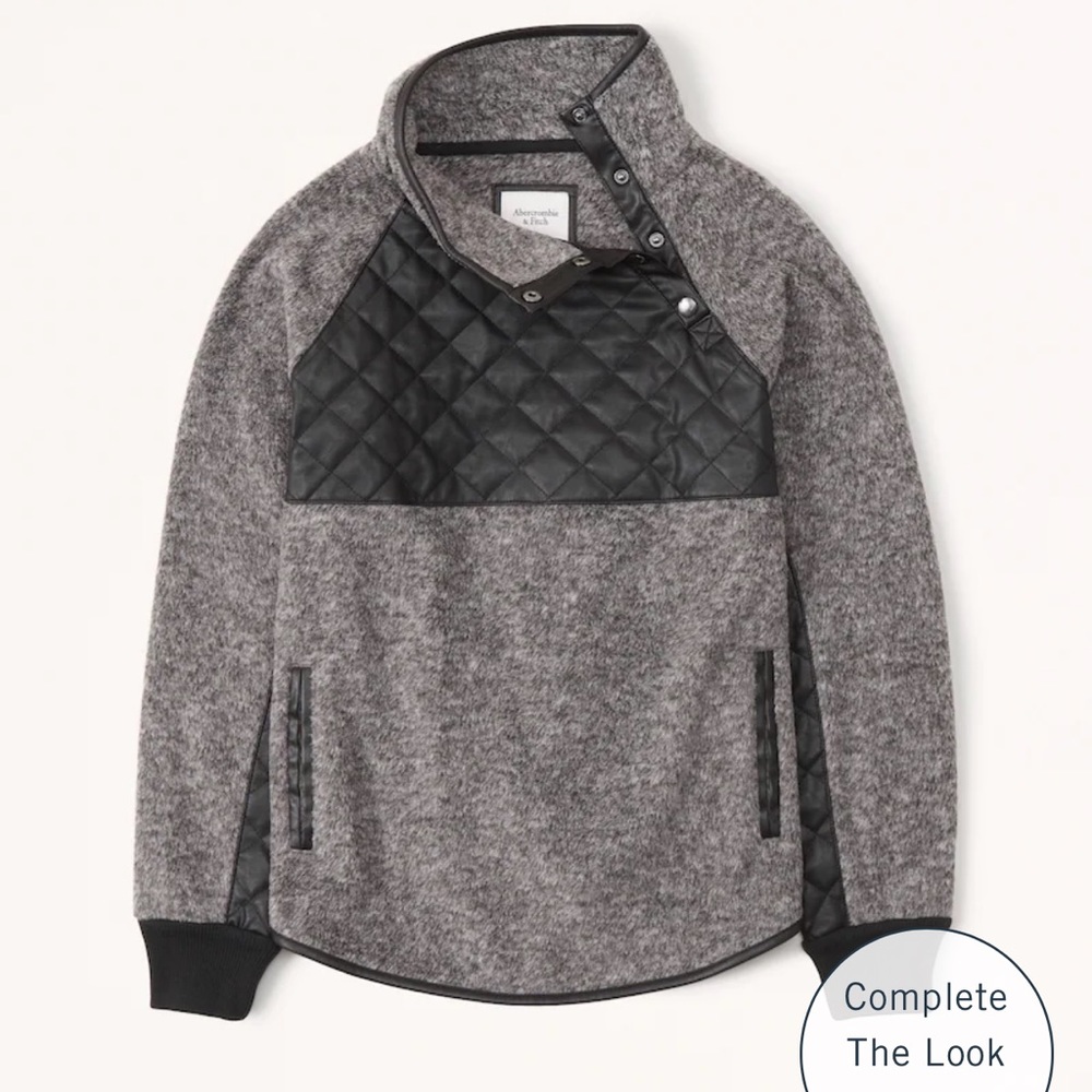 Abercrombie Asymmetrical Snap up fleece